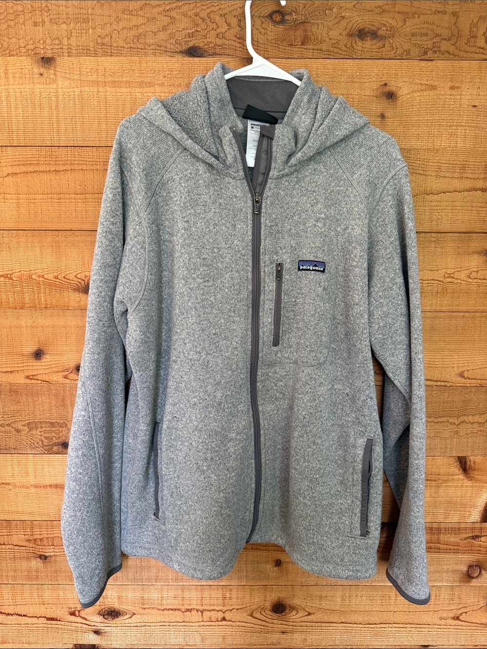 Patagonia Men’s Light Gray Zip-Up Hooded Fleece Jacket